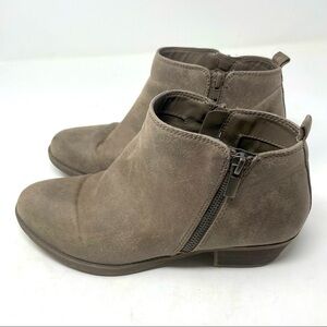 Carlos Leather Ankle Boots Side Zip Stacked Heel Size 9.5 Brown/Gray